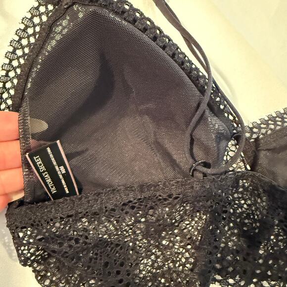 Two Victoria's Secret PINK Lace Bralettes Gray and Purple Size Medium - Picture 7 of 16